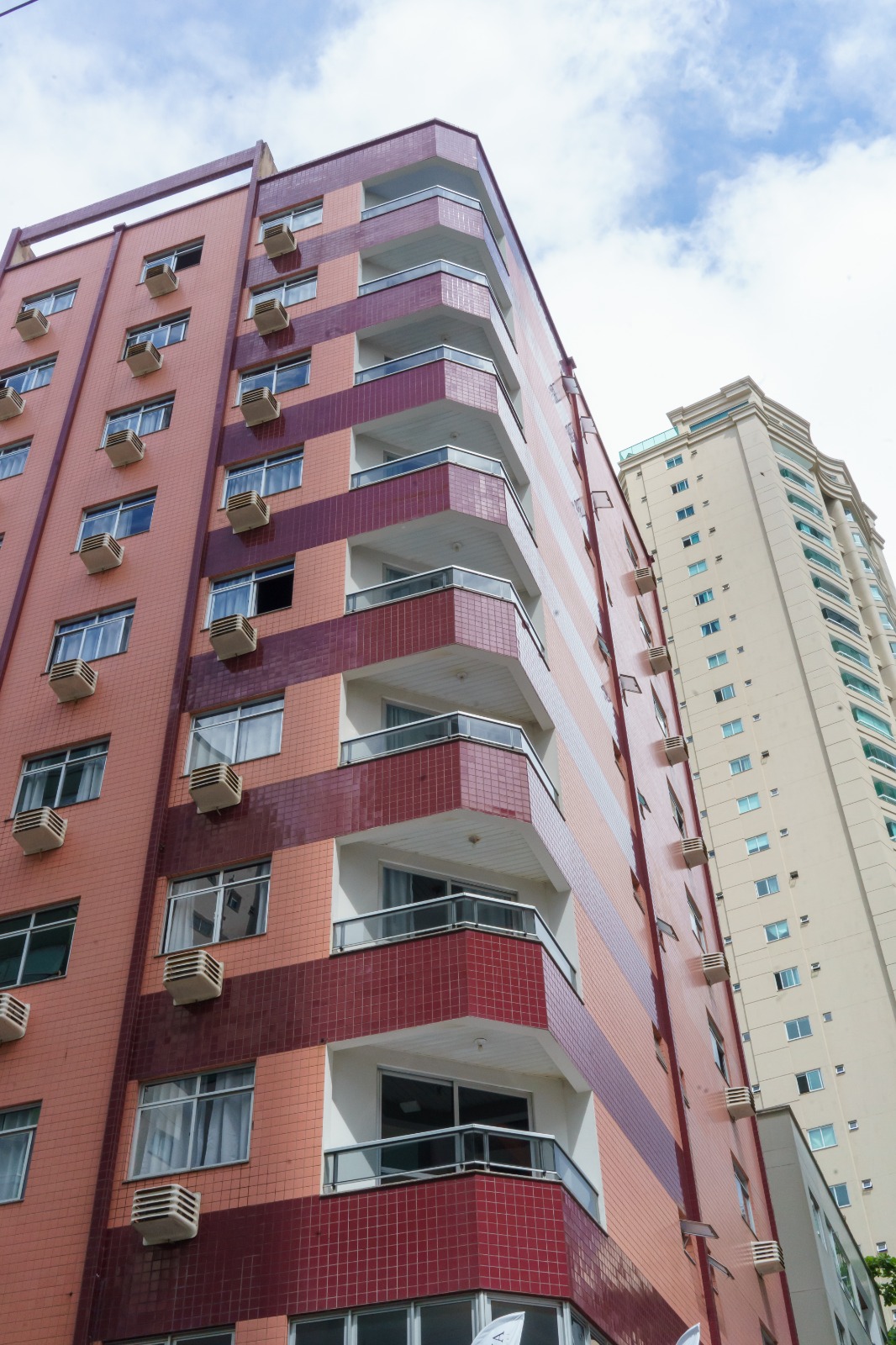 Fachada do Hotel Gênova em Balneário Camboriú